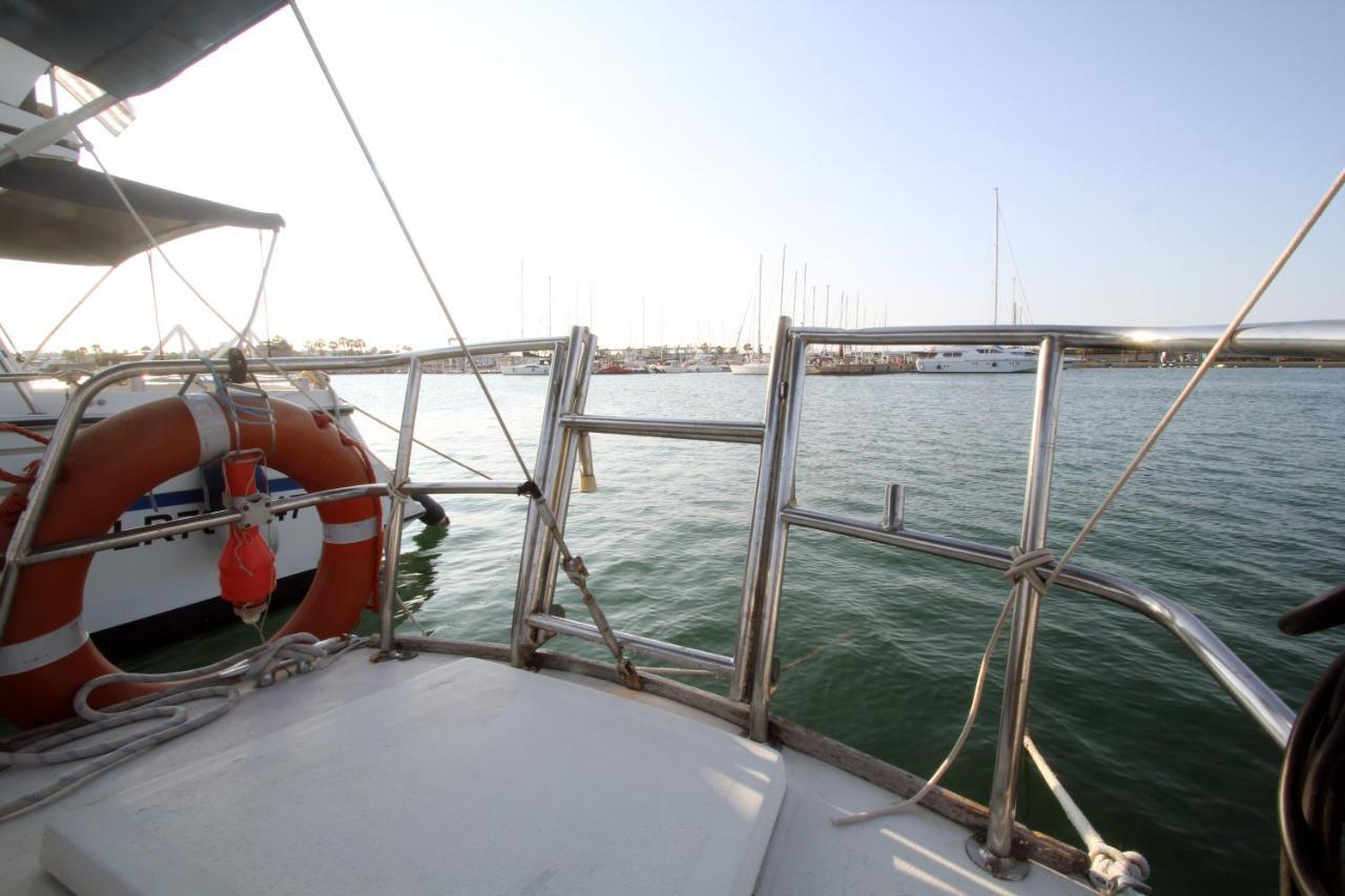 Botel Hospedate En Un Velero En La Marina Sur De Valenza